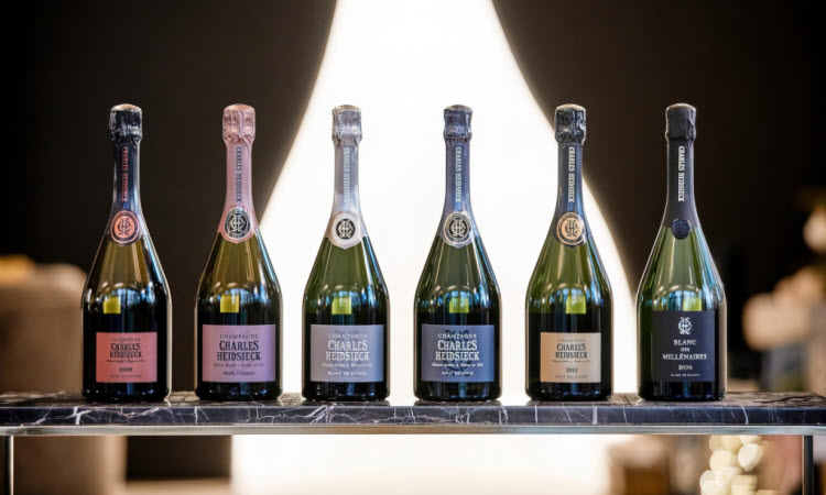 Hương vị Rượu vang Champagne Charles Heidsieck được tạo nên từ công thức nào?